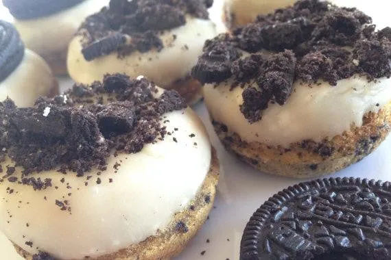 Vegan Chocolate Sandwich Cookie Mini Cake Donut